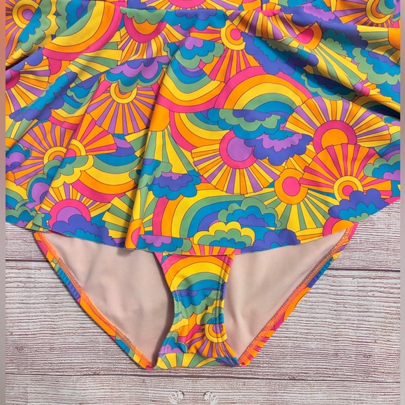 Unique Vintage Swimsuit - Picture 3 of 9